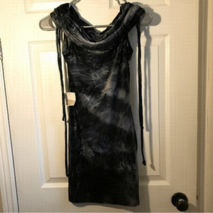 may Pink stretchy velvet-look tie dyed dress. Women’s S. BNWT.